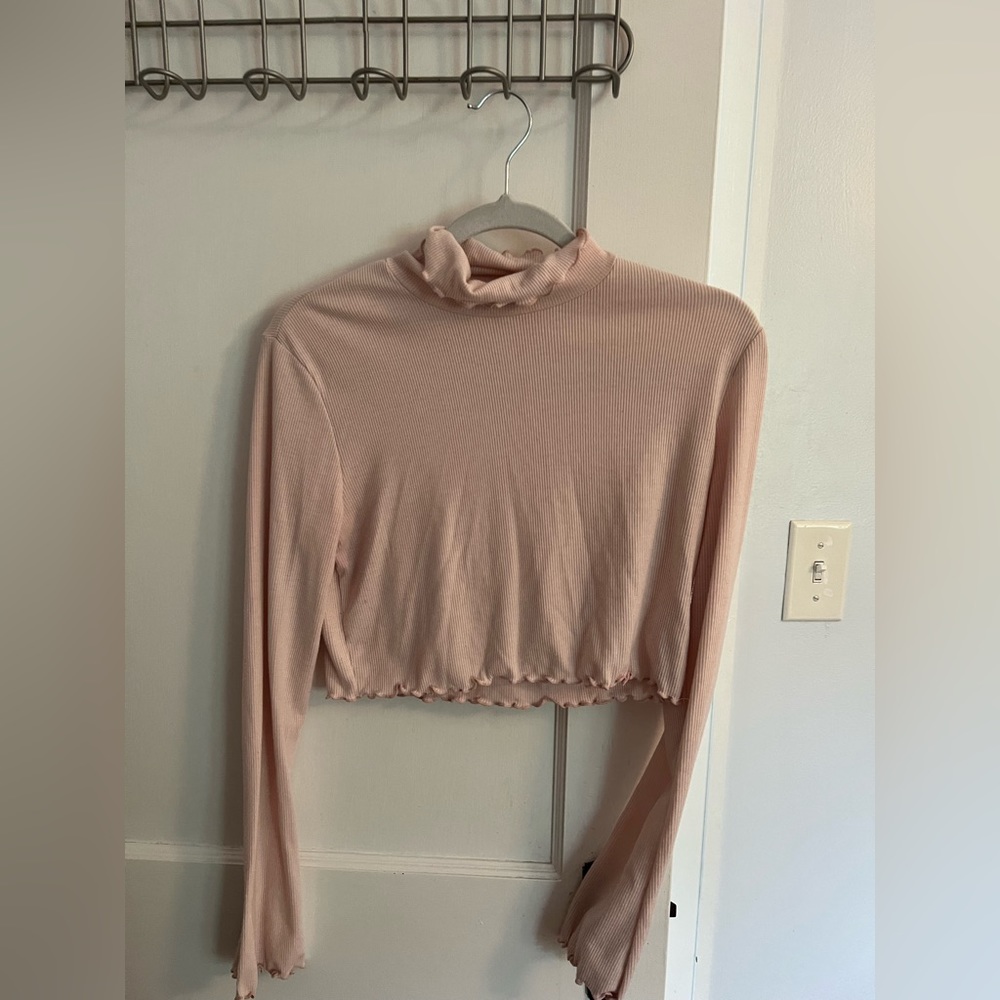 Adikted Cropped Turtle Neck